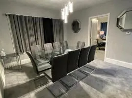fearlessRose Vacation Rental