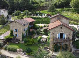 Bergeveaux, hotel v destinaci Bertignat