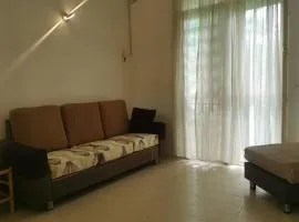 Cozy NEAR-BEACH Apartment - LazyCats' Den