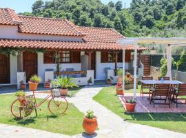 Villa Amy, hotell i Achladies