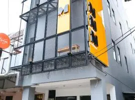 M Cabin Karawaci