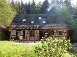 Holiday Home Leubach by Interhome, hotel in Schiltach