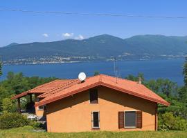 Holiday Home Rossella by Interhome, holiday home in Castelveccana