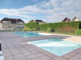 Studio Zeeflat with parking and shared pool by Interhome