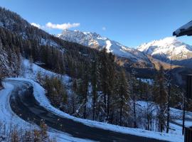 Appartement prés des pistes vue montagne 6 pers, huoneisto kohteessa Puy-Saint-Vincent