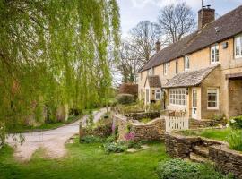 Willow Cottage บ้านพักในHampnett