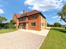 Mount View, holiday home in Childs Wickham