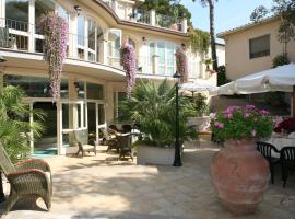 Hotel Atlantico, hotel v destinaci Castiglioncello