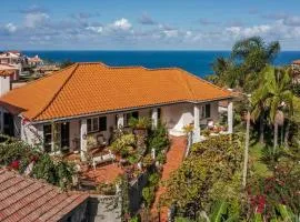 Casa dos Terços by An Island Apart