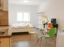 Helles Apartment für 1-2 Pers. mit Parkplatz und WiFi