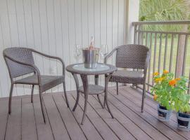 Golf and Tennis Community - 14th Hole Golf Course Views!, hotel v destinaci Wesley Chapel