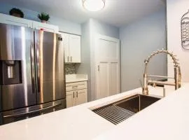 Golf and Tennis Community-Lakeview Oasis-Private Patio