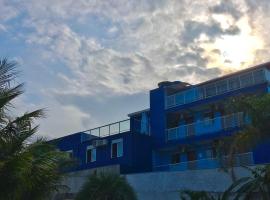 Residencial Gralha Azul, hotelli kohteessa Florianópolis