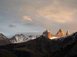 Studio l'Étoile, hotel a Saint-Jean-d'Arves