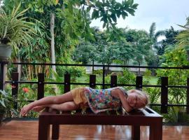 Shashin Lake Resort, hotel v Dambulle
