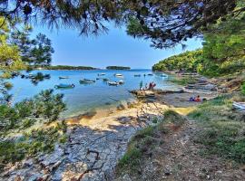 Mobile home- Fish huts and Orange huts