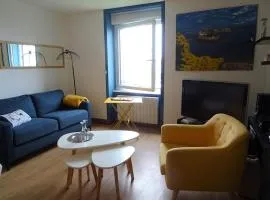 Modern Holiday apartment with sea view, Plougasnou