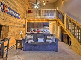 Granby Studio with Community Perks 2 Mi to Skiing!, Hotel in Granby