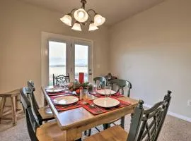 Donnelly Townhome with Mtn Views and Fire Pit!