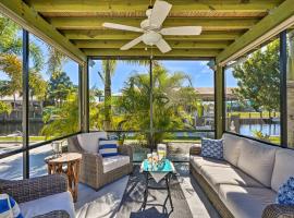 Canalfront Punta Gorda Home with Private Dock!, hotel met parkeren in Burnt Store Marina