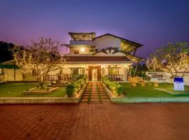 SaffronStays Adora Woods & Hills, Luxury Pool Villa in Murud