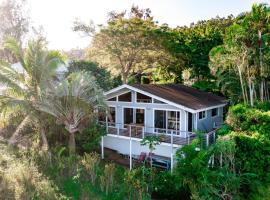 Waipio Glass House, къща тип котидж в Kukuihaele