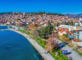 Hotel Nova Riviera, hotel with hot tubs in Ohrid