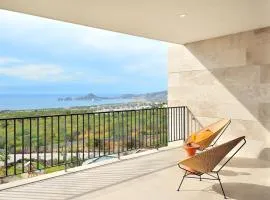 Large private rooftop! Chic ocean view penthouse