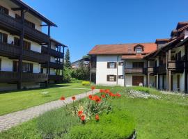 Chrysantihof Zwiesel - Apartment 231, hotel con alberca en Zwiesel