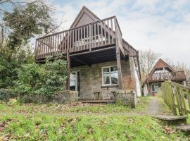 60 Valley Lodge, cottage in Callington