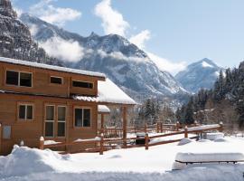 Ouray Riverside Resort - Inn & Cabins, chalé em Ouray