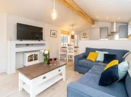 Beach Lodge - Aldeburgh Coastal Cottages