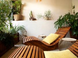 Soho #1 Luxurious apartment in Saint Nicolas, smeštaj za odmor u gradu Ajos Nikolaos