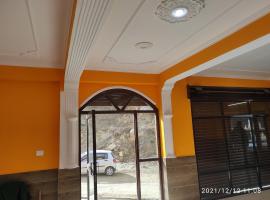 Anuraj Parashar Hills Luxury Home Stay, отель в городе Prashar lake