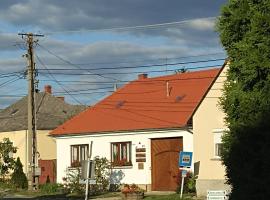 Bozsoki Pihenő, apartma v mestu Bozsok