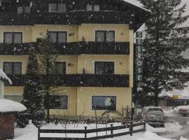 Apartment House Seerose self check-in, viešbutis mieste Obertraunas