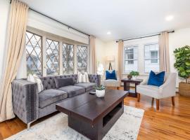 Gorgeous 3 bedroom - 9 mins to Hartford, Connecticut, hôtel à West Hartford