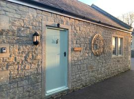 The Cottage at Well House, hotel blizu znamenitosti Royal Bath and West Showground, Shepton Mallet