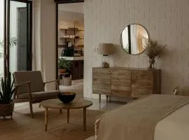 Narrativ Lofts - Serena - Beautiful Colonial Suite