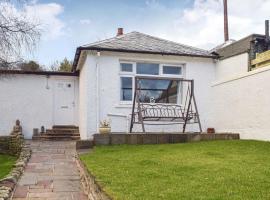 The Cottage - UK36871, hotel in Dunure