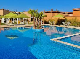Villa Kesh Evasion Marrakech: Marakeş'te bir tatil köyü