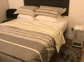 7 Clinica , las Condes,3 Personas