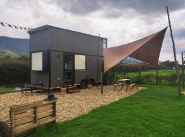 Quyé Tiny House, rumah kecil di Tenjo