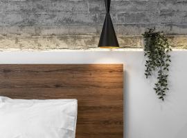 Adelle Apartments, The Luxury Suites