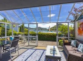 Seaview Apartment