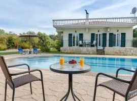 Villa Adonis