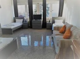 BoLA Ferienwohnung 2 Hamburg-Wandsbek 3 Betten, Küche, Bad