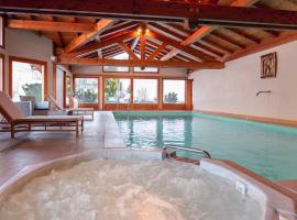 Chalet Hôtel des 2 Gares & SPA – hotel w mieście Saint-Gervais-les-Bains