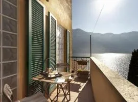 Ca Sbrisiga in Moltrasio by Halldis