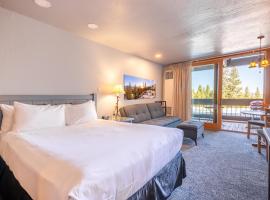 Hotel Style Room in The Timber Creek Lodge condo, hotel i Truckee